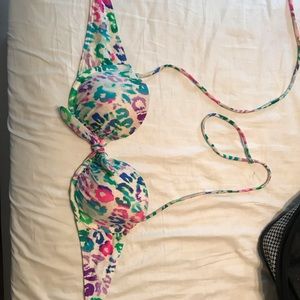 Victoria’s Secret bikini top